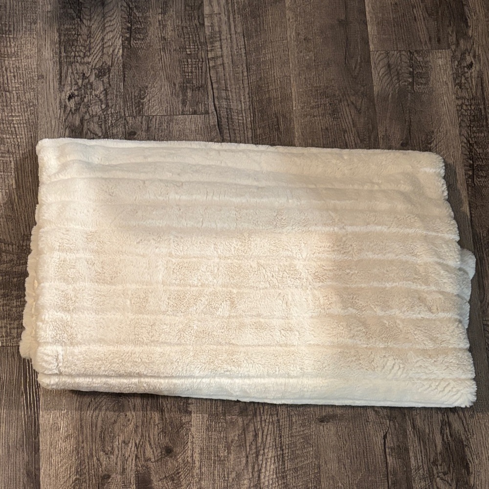 Project 62 Plush Throw Blanket - Cream